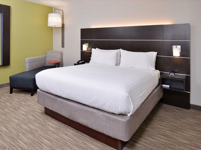 Holiday Inn Express & Suites - Parkersburg East By Ihg Exterior foto